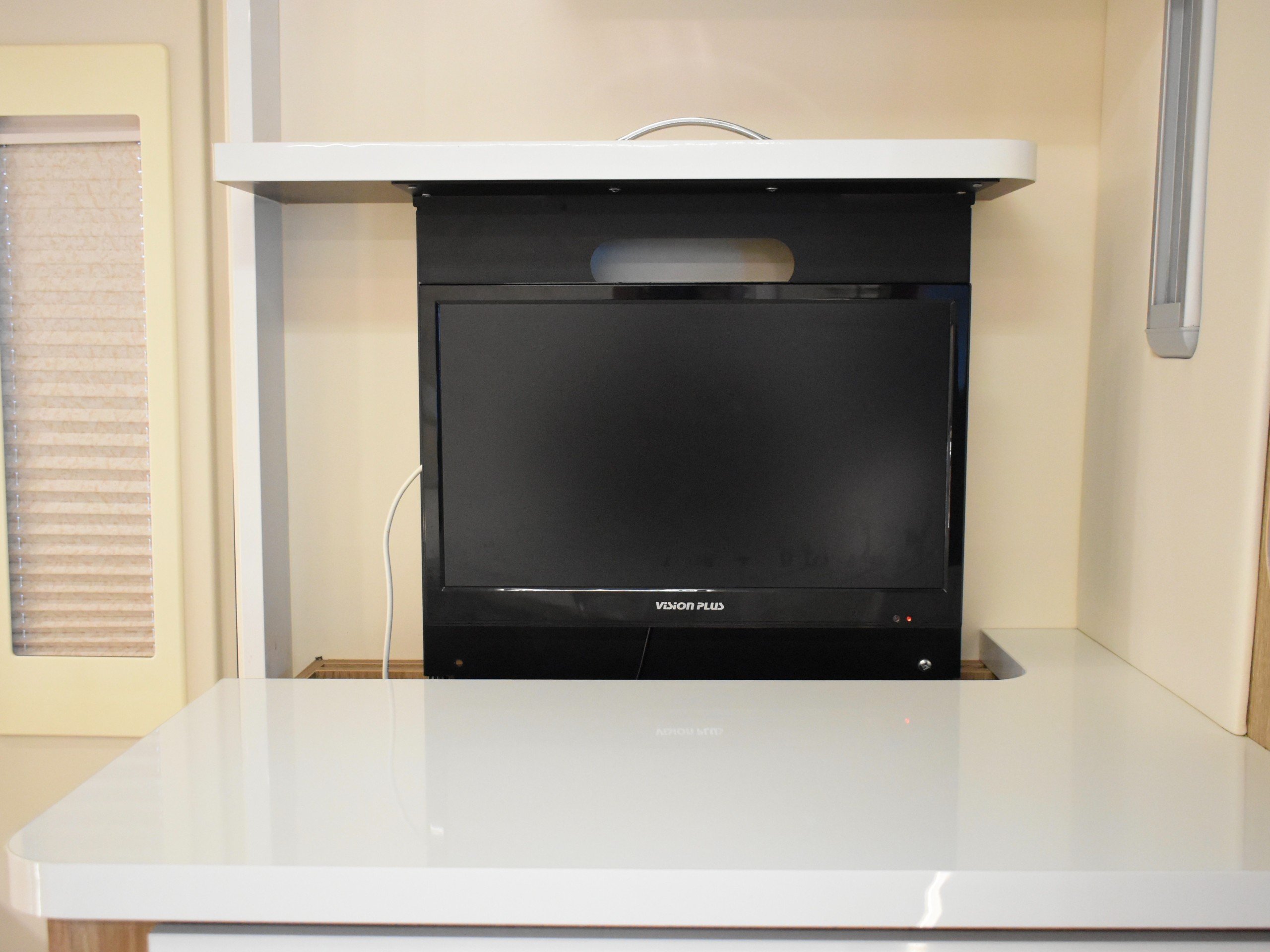 Used 2020 Roller Team AutoRoller 747 6 berth with 6 seat belts for